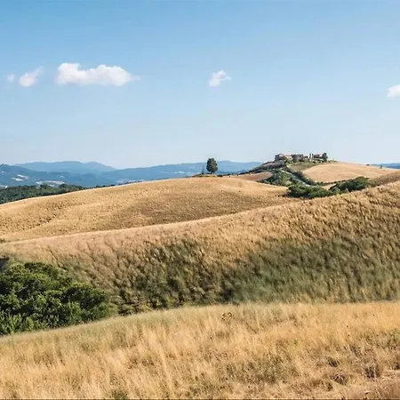 Serene Retreat With Pool & Breathtaking Views * Volterra
