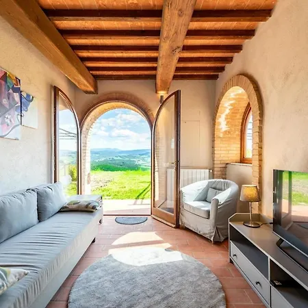 Serene Retreat With Pool & Breathtaking Views *
